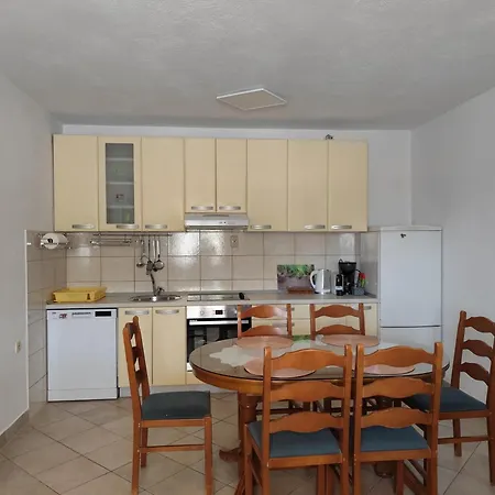 Relax & Enjoy Apartment