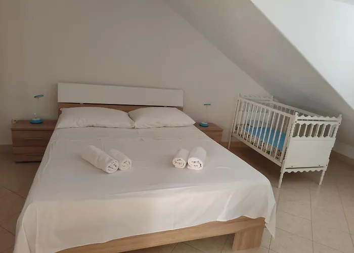 Relax & Enjoy Apartman Pucisca